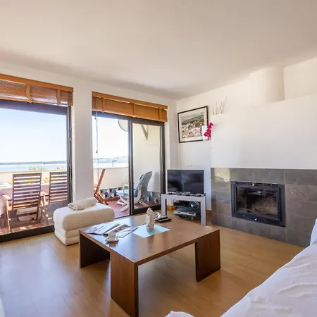 Apartment Cais *