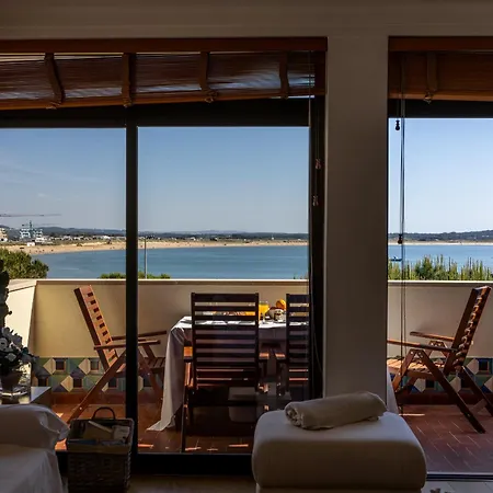 Cais Apartment