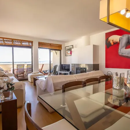 Cais Apartment *